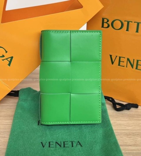 보테가베네타 649602 카세트 플랩 카드 케이스 지갑 남녀공용