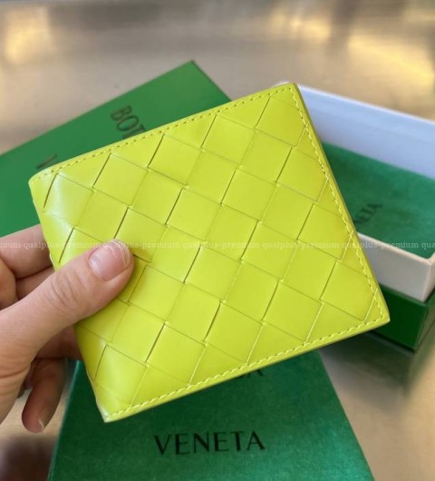 보테가베네타 605721 인트레치아토 폴더형 반지갑 남성용