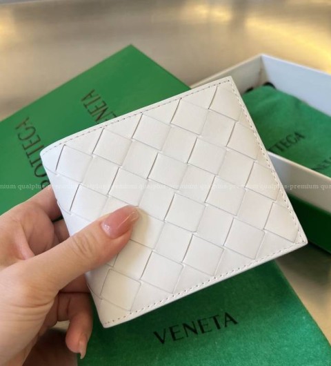 보테가베네타 605721 인트레치아토 폴더형 반지갑 남성용