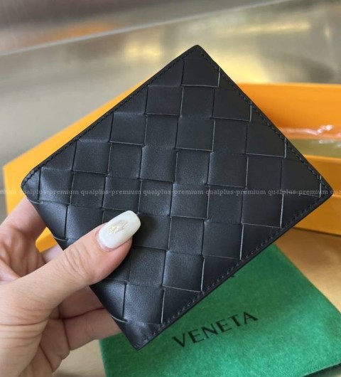 보테가베네타 605721 인트레치아토 폴더형 반지갑 남성용