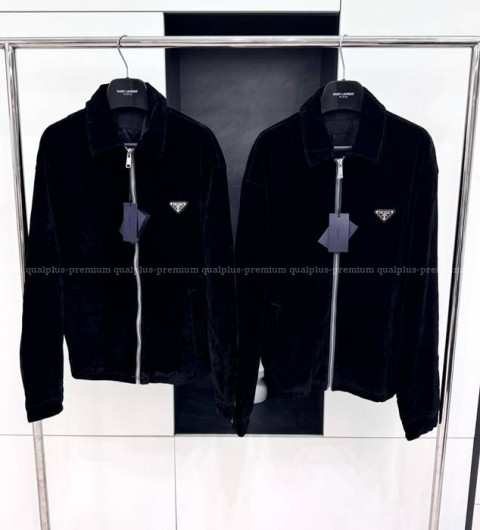 프라다 벨벳 집업 자켓