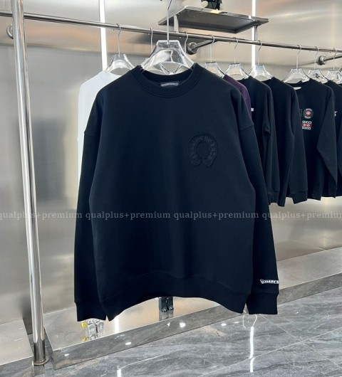 [국내배송] 크*하츠 말굽패치 스틸장식 맨투맨