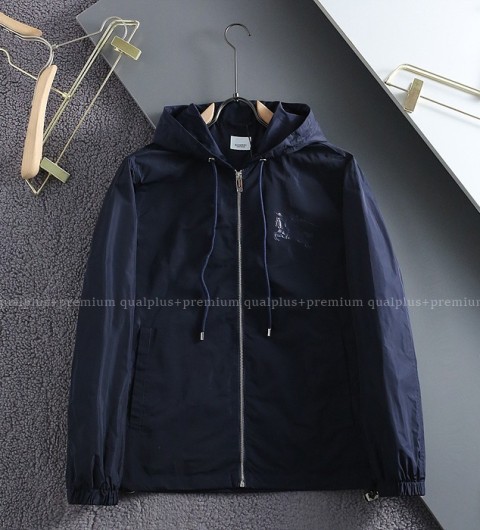 [국내배송] 버*리 후드 바람막이