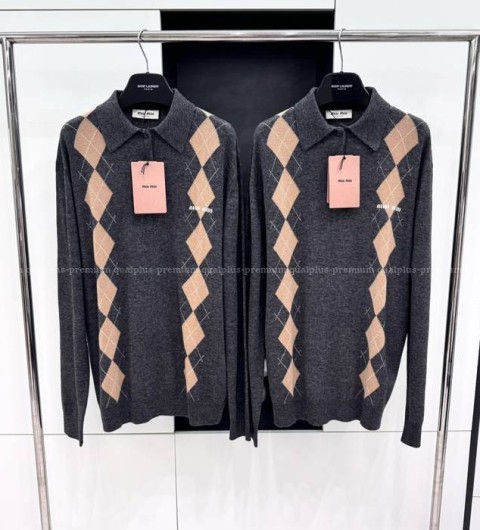 미우미우 캐시미어 폴로 니트