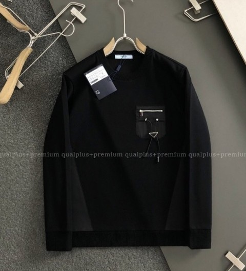 [국내배송] 프*다 지퍼포인트 라운드 울니트