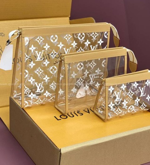 루이비통 M11390 토일레트리 트리오 파우치