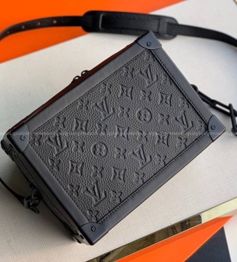 루이비통 M44478 소프트 트렁크 숄더백 남성용