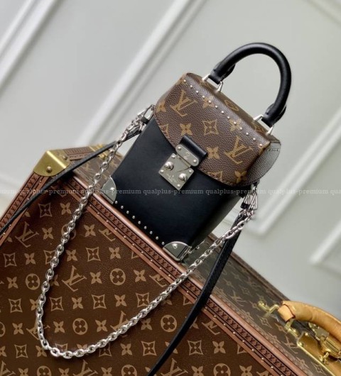 루이비통 M12362 카메라 박스 핸드백