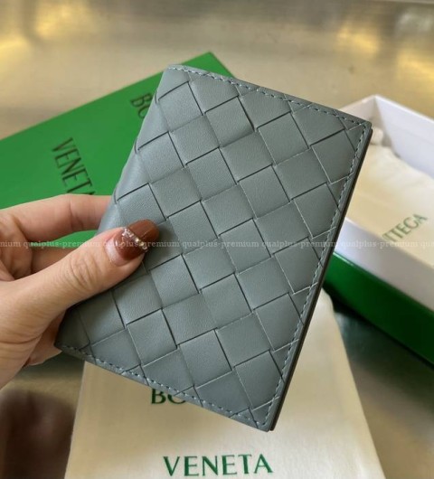 보테가베네타 742143 인트레치아토 플랩 반지갑 남성용