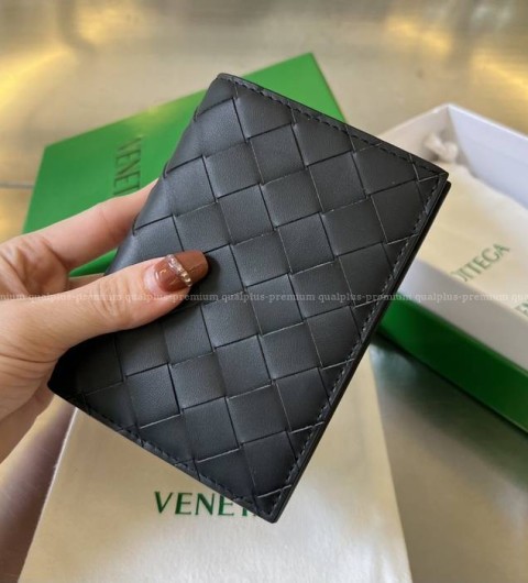 보테가베네타 742143 인트레치아토 플랩 반지갑 남성용