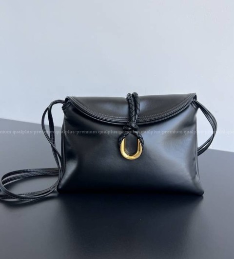 보테가베네타 806043 리베르타 숄더백 미듐