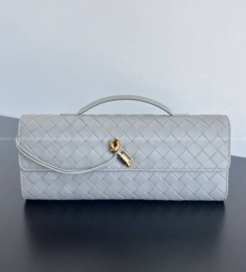 보테가베네타 741511 롱 핸들 클러치백