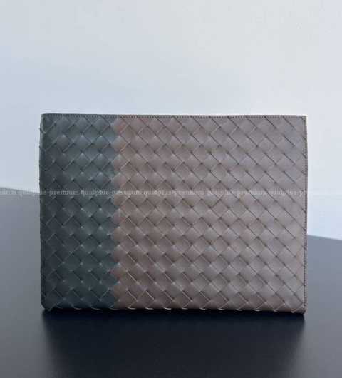 보테가베네타 607479 인트레치아토 하프 지퍼 파우치 클러치백 남성용