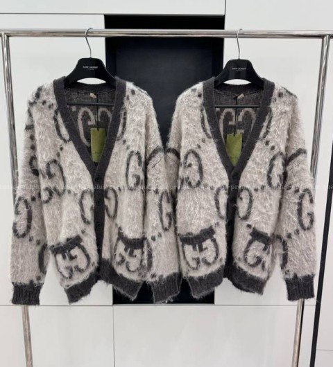 구찌 GG 모헤어 울 가디건