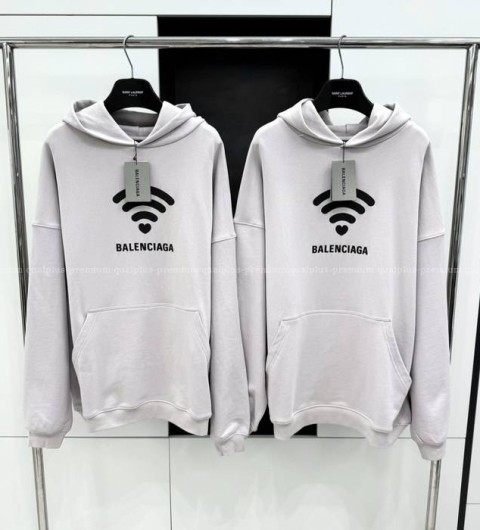 발렌시아가 러브 후드티셔츠