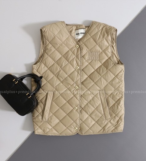 [국내배송] 미*미우 패치 퀼팅 패딩 조끼