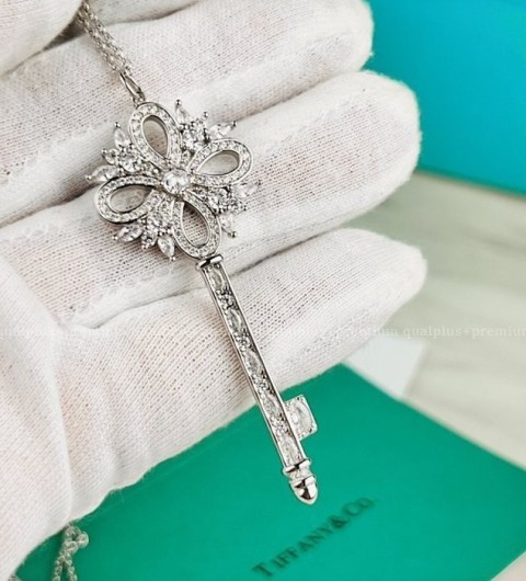 [국내배송] 티*니 Victoria 키 펜던트