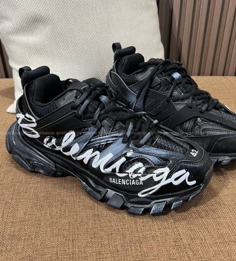 발렌시아가 트랙 시그니처 스니커즈 남녀공용