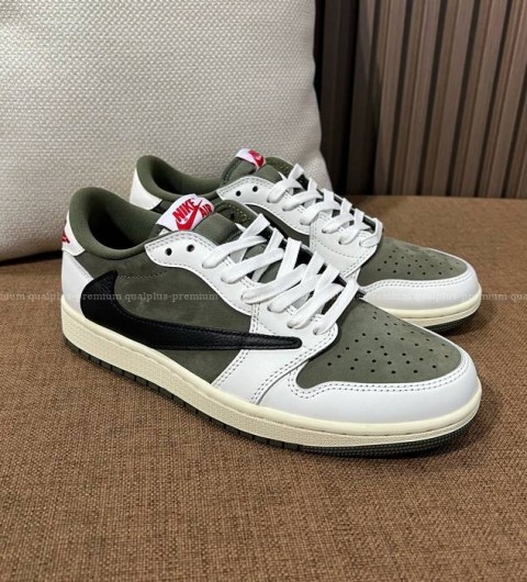 나이키X트래비스 스캇 조던 레트로 로우 리버스 올리브 남녀공용