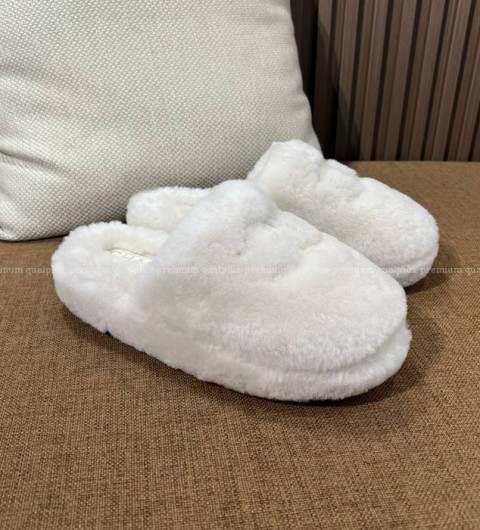 샤넬 24B 램스울 슬리퍼 여성용