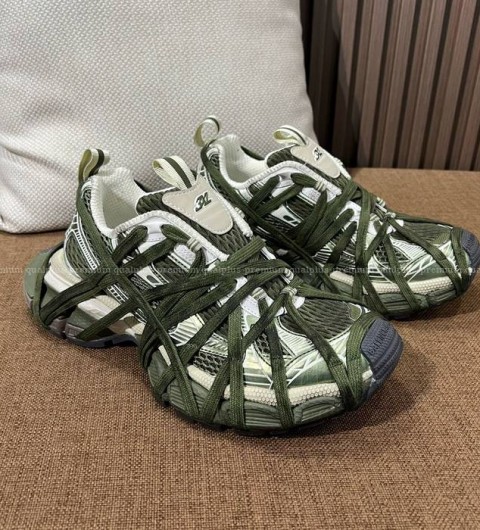 발렌시아가 3XL 스니커즈 남녀공용