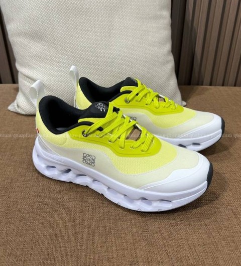 로에베x온 러닝 콜라보 클라우드 틸트 스니커즈 남녀공용