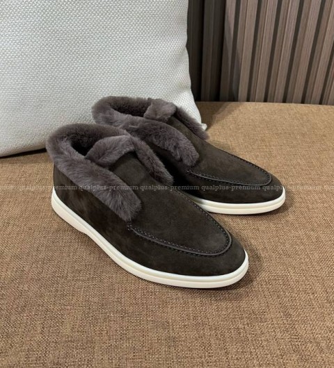 로로피아나 오픈 워크 로퍼 여성용