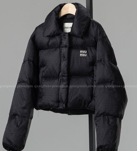 [국내배송] 미*미우 크롭 나일론 다운 패딩 자켓 (2color)