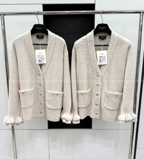 샤넬 플로럴 커프스 울 가디건 여성용