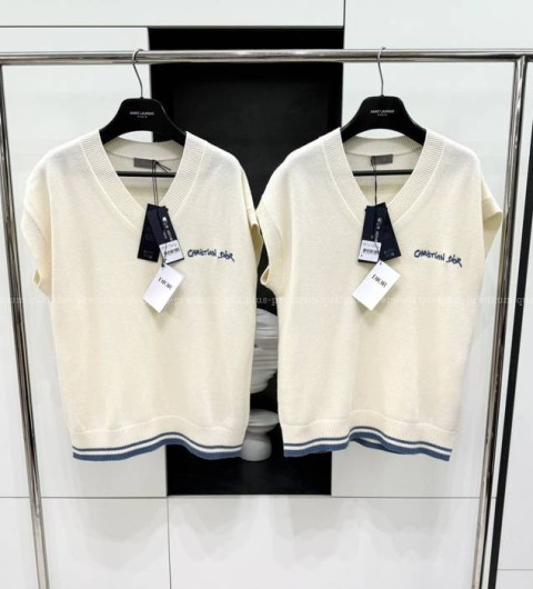 디올 태그 니트 조끼