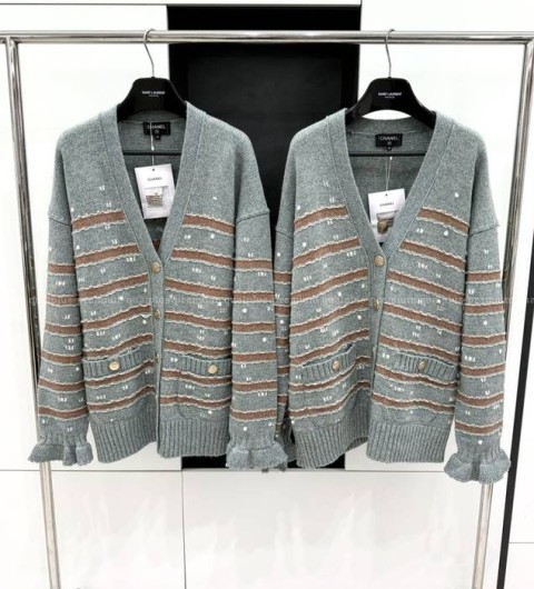 샤넬 24K 스트라이프 가디건 여성용