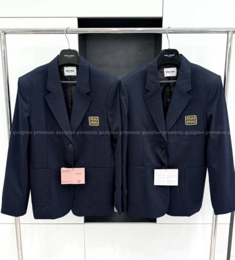 미우미우 싱글브레스트 모헤어 자켓