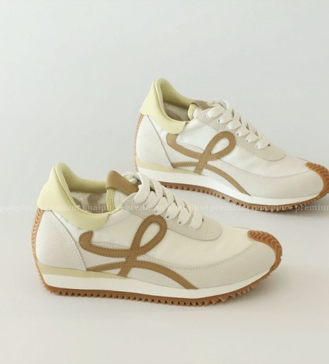 [국내배송] 로*베 나일론 소재의 플로우 러너