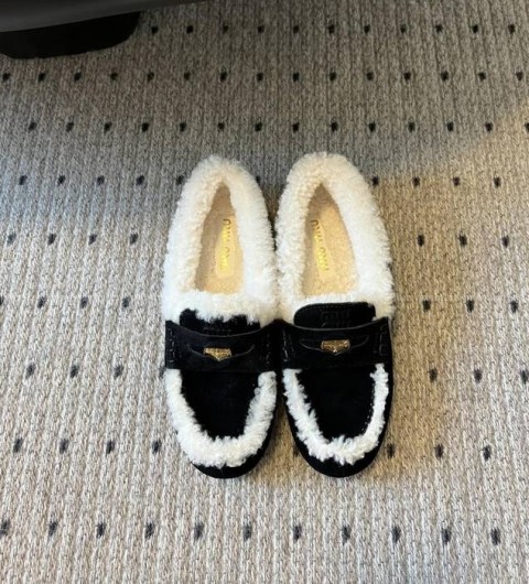 미우미우 램스울 스웨이드 로퍼 여성용