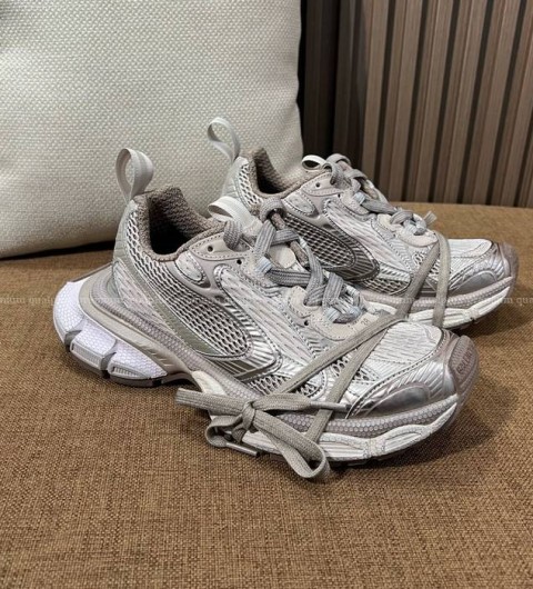 발렌시아가 3XL 스니커즈 남녀공용