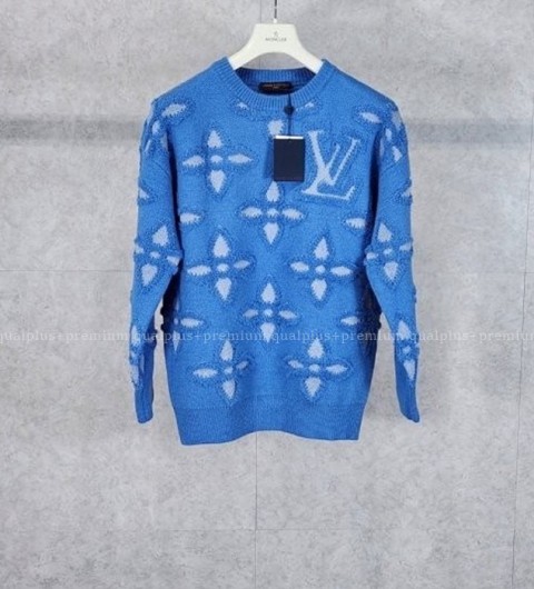 [국내배송] 루*비통 LV 엠보로고 공유 스웨터 니트