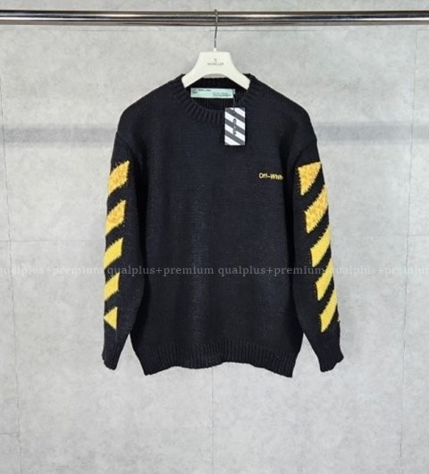 [국내배송] 오*화이트 다이애거널 애로우 캐시미어 스웨터 니트