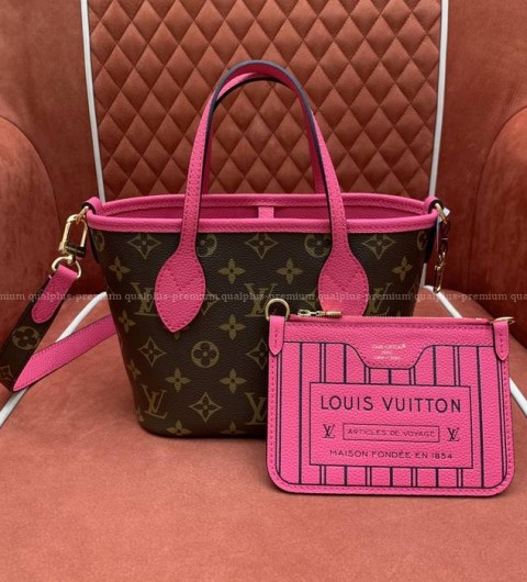 루이비통 M12106 네버풀 반둘리에 인사이드 아웃 BB