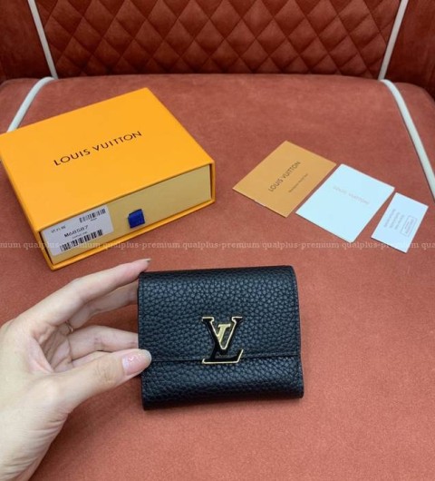 루이비통 M68587 카퓌신 XS 월릿 반지갑 여성용