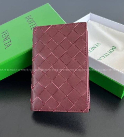 보테가베네타 607482 여권 케이스 지갑 남녀공용