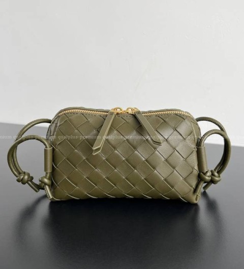 보테가베네타 794258 인트레치아토 콘서트 파우치 숄더백